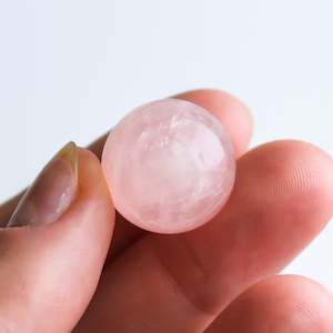 Jewellery: Rose Quartz Mini Sphere