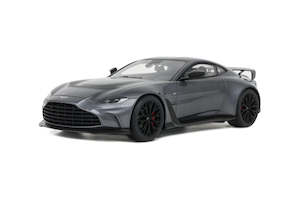 Hobby equipment and supply: GT Spirit GT443 Aston Martin V12 Vantage Grey 2023