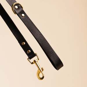 Ollie & James / Leather Dog Lead / Sable