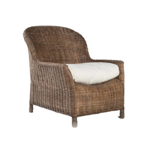 Rattan Gable Lounge Chair / Pepper