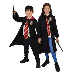 Gryffindor Robe & Wand Set for Kids - Warner Bros Harry Potter