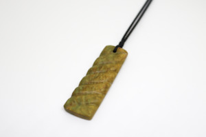 Art gallery: New Zealand Marsden Jade Toki Pendant