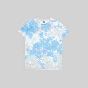 Clothing: MEN'S TYE DIE T-SHIRT