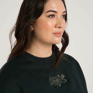 Tiki Embroidered Crew - Green