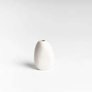 Harmie Vase - Pipi White