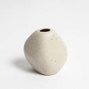 Pebble Harmie Vase - Natural