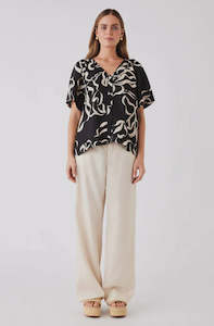 Womenswear: ESMAEE SANDY WAVE BLOUSE - PRINT - 17001.5937