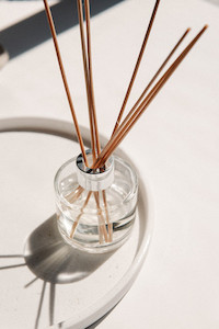 Reed diffuser - 50mls Cre8tive-Gems