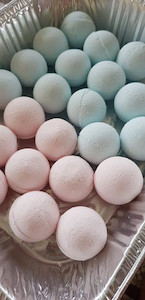 Baby gender reveal bath bombs Cre8tive-Gems