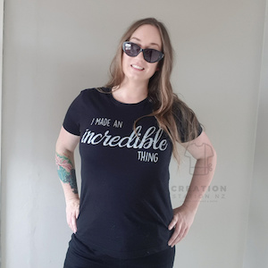 For Her: Incredible Thing Set mum tee