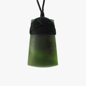 Investment: Poumamu Bound Toki Pendant 40mm