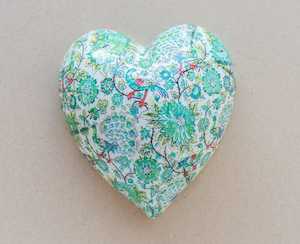 large heart - green - oriental birds - Creative Stuff