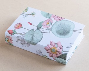 Jotter Pad Lilies White - Creative Stuff