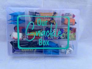 Gift: Junior Lolly Snackle Box LP