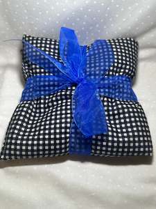 Gift: Wheat bag 1kg - White Squares