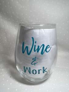 Gift: Wine & work