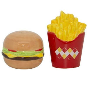 Salt Pepper Shakers: Burger & Fries Salt & Pepper Set