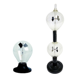 CROOKES RADIOMETER: Single vane, Double vane