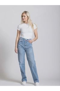 Clothing accessory: Vionne Jeans | Daiva Wash