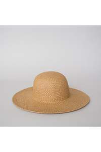 Clothing accessory: So Chic Natural Hat