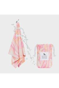 100% Recycled Cooling Towel | Marble Collection | Peach Melba