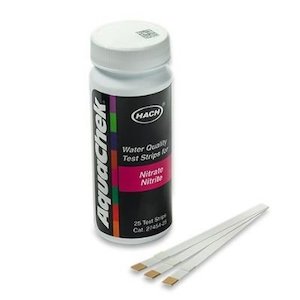 AquaChek Pool and Spa Test Strips – Nitrite/Nitrate