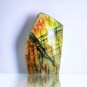 Jewellery: Labradorite semi Polished 332g