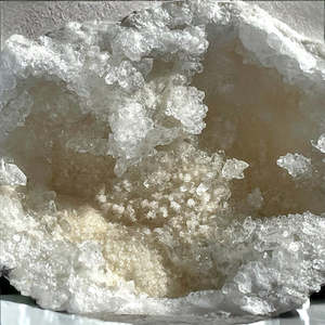 Jewellery: Large Quartz Geode 2 (260g