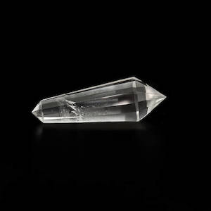 Clear Quartz Vogel