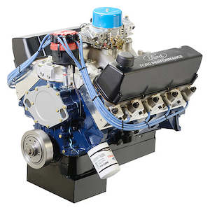 Panel beating: Ford 572Ci 655 HP Big Block Street Crate Engine