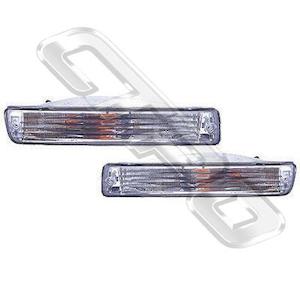 8132097-70PG - FRONT LAMP SET - L&R - CRYSTAL TYPE - TO SUIT TOYOTA LANDCRUISER FJ80 1993-