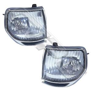 8132097-90PG - CORNER LAMP SET - L&R - CRYSTAL TYPE - TO SUIT TOYOTA LANDCRUISER FJ80 1993-