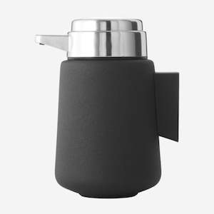 Iii Rooms: Vipp9 Soap Dispenser Black