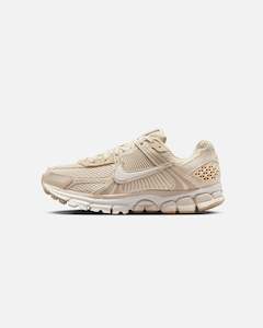 Nike Women's Zoom Vomero 5 Birch