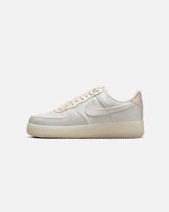 Nike Women's Air Force 1 '07 LV8 Sail/Sail