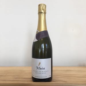 Liquor store: 2018 Huia Blanc de Blancs