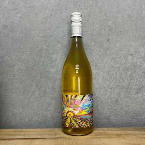 Liquor store: 2021 Ricca Terra Skin-Contact White