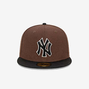 Clothing: New Era 59Fifty New York Yankees Dark Brown Fitted