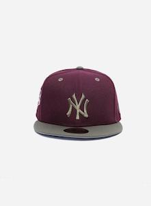 New Era 59Fifty New York Yankees World Series 2000 Burgundy Fitted