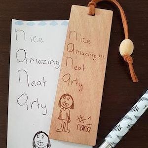 Teacher Gifts: Art bookmark