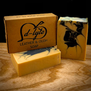 LEATHER & OUDH SOAP dlyte