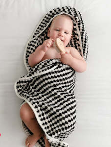 Children Babes: Miss April Pompom Hooded Turkish Cotton Baby Towel