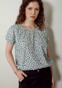 Dalston Sale: Dalston Izzy Top Lime Daisy