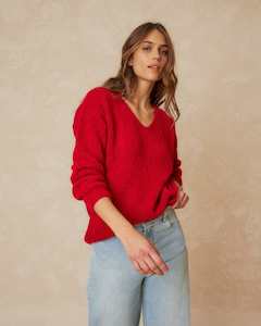 Indi & Cold Basic V Neck Sweater Rojo