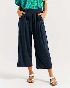 Betty Basic Athena Cropped Pant BB5051 - Petrol