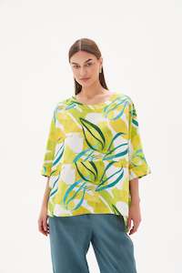 Womenswear: Tirelli Pleat Back Easy Top 23A3116 - Summer Garden Print