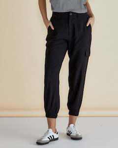 Womenswear: Betty Basic Adrianna Jogger BB8356 - Black