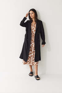 Womenswear: Trench Coat