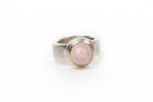 Gold Top Cocktail Ring - Rose Quartz