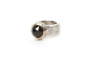 Jewellery manufacturing: Gold Top Cocktail Ring - Onyx